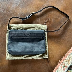 Vintage Fendi clutch with removable strap